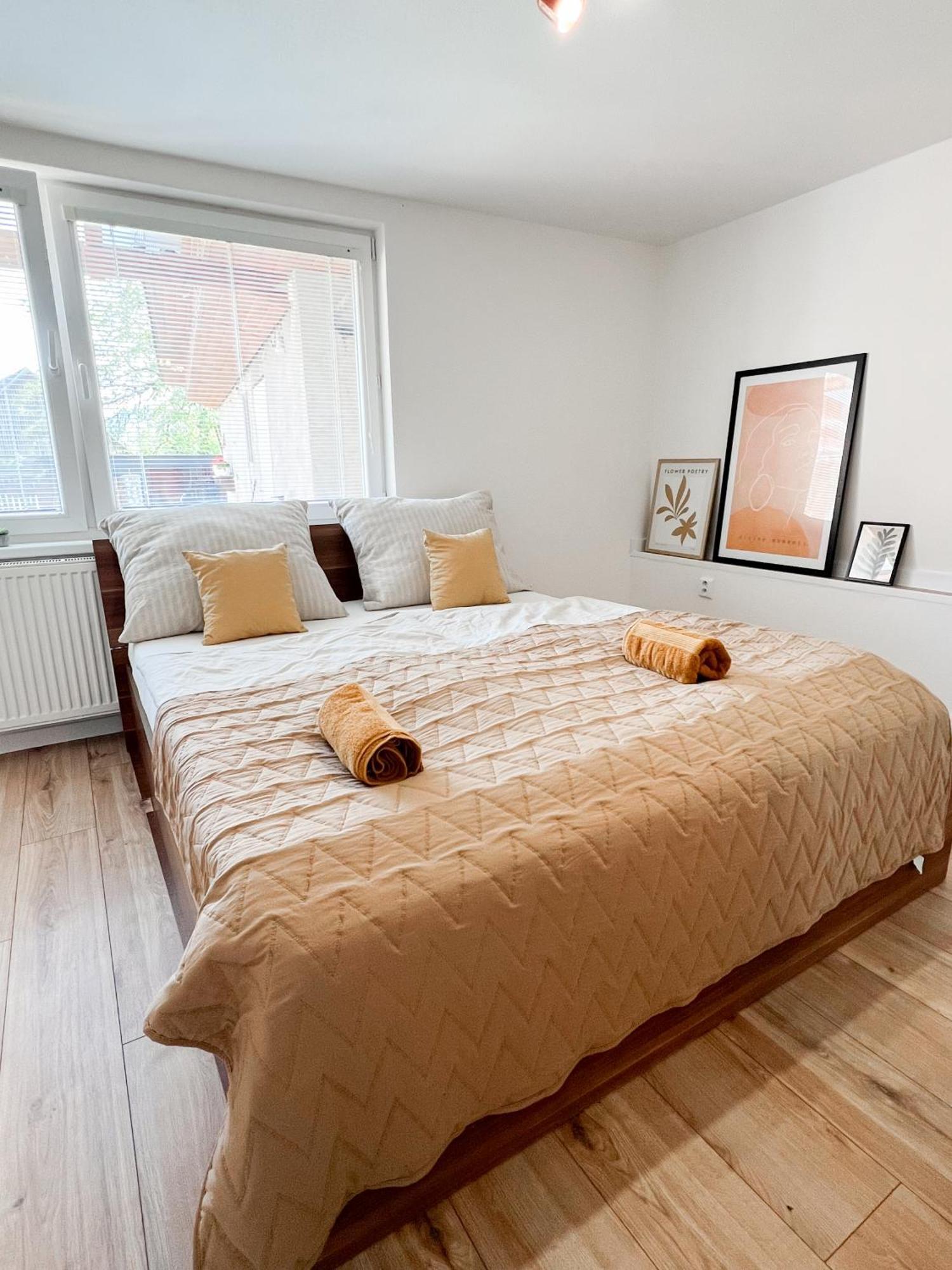 Apartment Nadstandardny S Terasou